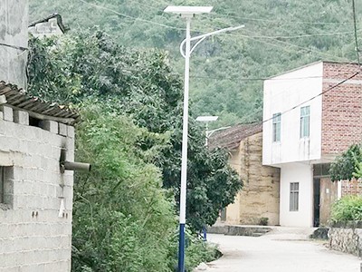 太陽(yáng)能路燈